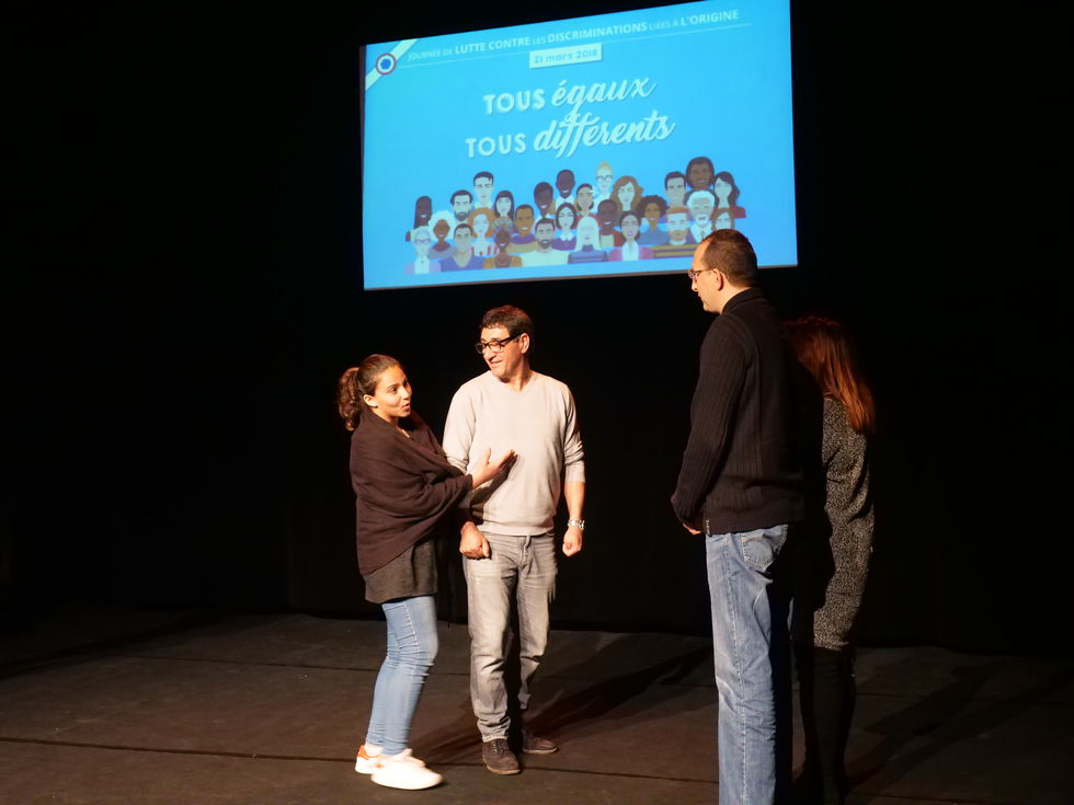 Journée de lutte contre les discriminations liées à lorigine théâtre de la mer BEST 10